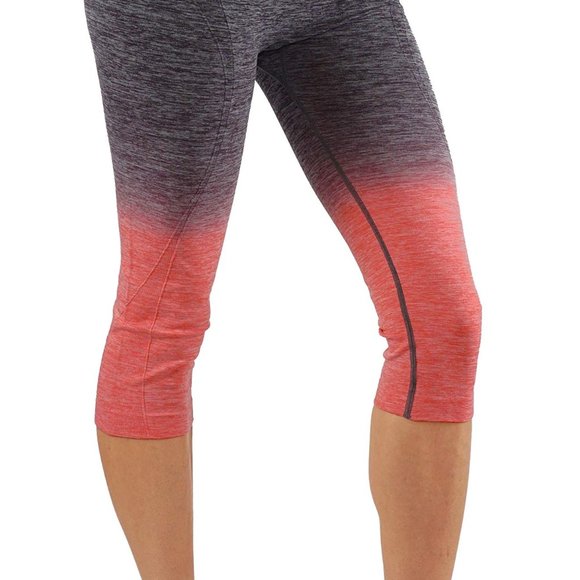 Ombre Capri Yoga Leggings - Picture 2 of 3